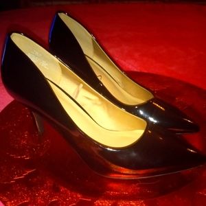 Super sexy dark burgundy comfy heels